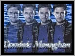 Dominic Monaghan,niebieski t-shirt, �a�cuszek