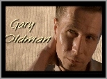 Gary Oldman,niebieskie oczy