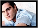 Joaquin Phoenix,jasna koszulka