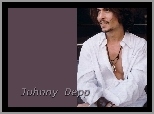 Johnny Depp,biała koszula