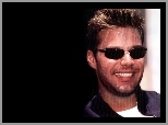 Ricky Martin, Okulary przeciws�oneczne