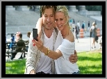 Cameron Diaz, Nikolaj Coster-Waldau, Uśmiechnięta, Para, Telefon, Selfie