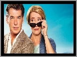 Emma Thompson,  Pierce Brosnan,  Pierce Brosnan, Para, Okulary, Spojrzenie