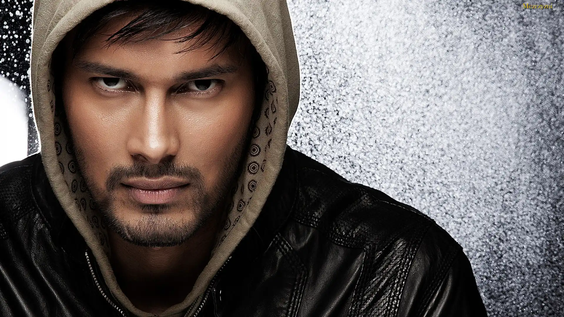 Mężczyzna, Aktor, Rajneesh Duggal, Broda, Brunet, Kaptur, Twarz, Kurtka