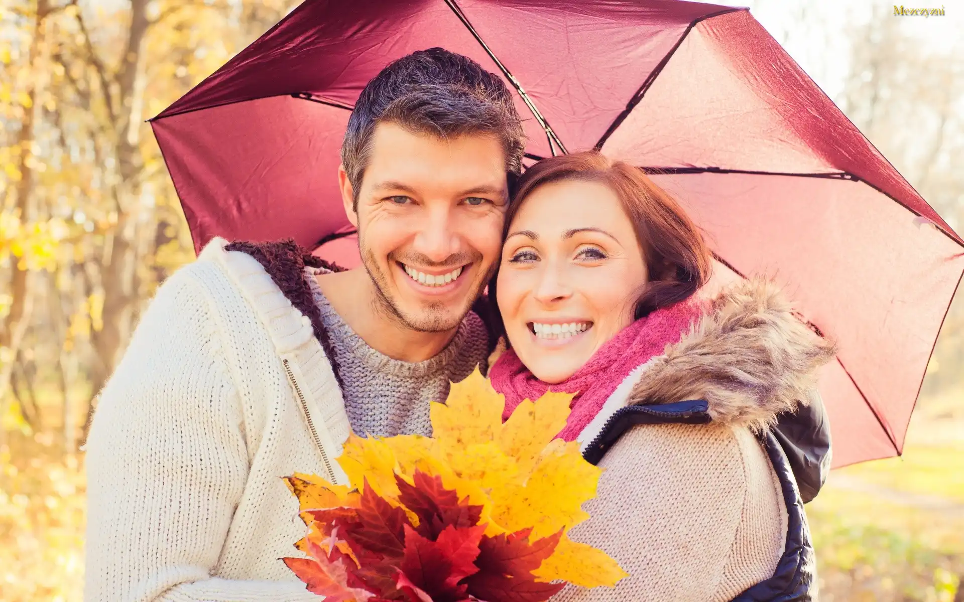 Uśmiechnięta, Para, Parasol, Liście
